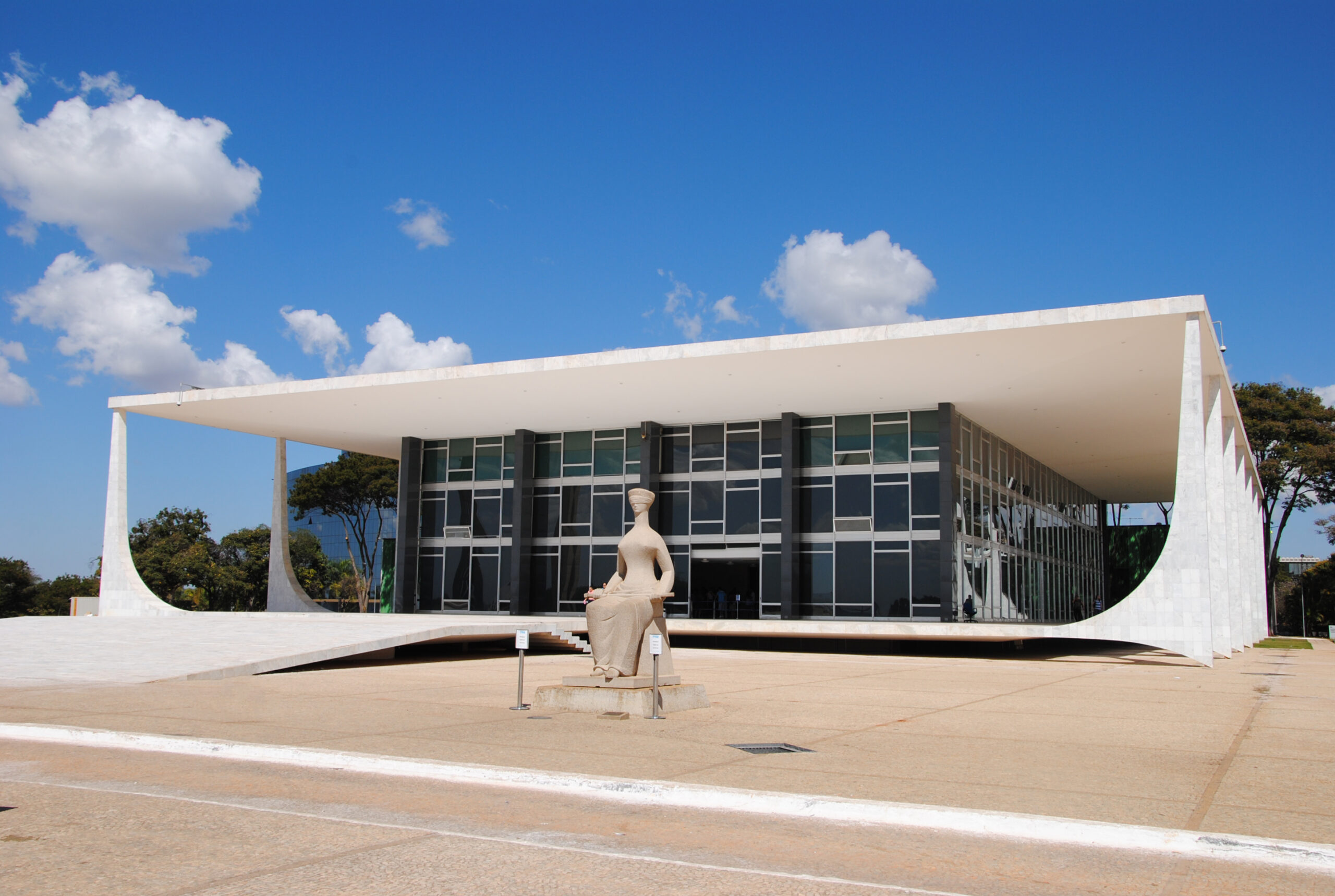 Limite de multas tributárias: o que muda após a decisão do STF?